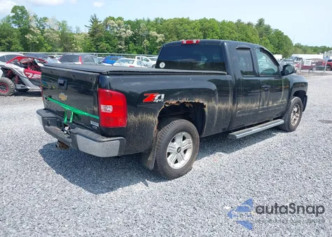 2011 Chevrolet Silverado K1500 Ltz z USA, uszkodzony, nr VIN 1GCRKTE30BZ110339